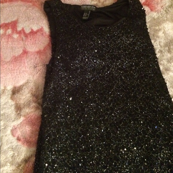Sparkling dress - Picture 2 of 3